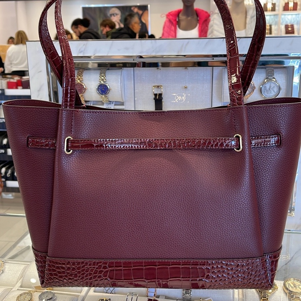 MICHAEL KORS
Reed Lg Leather Belted Satchel Shoulder Handbag 
Oxblood Crocodile - Picture 11 of 16